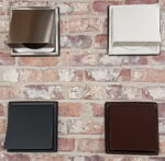 Wetterschutzgitter aus Edelstahl mit Haube und Klappenblatt in der Haube