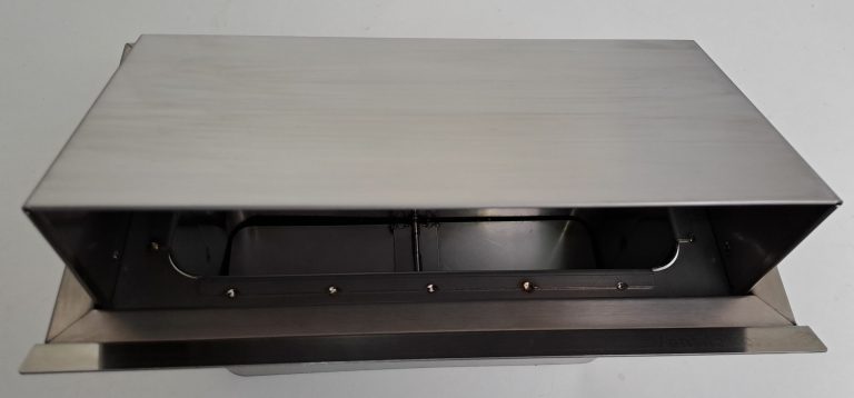 Edelstahl Wetterschutzgitter mit Rückschlagklappe WSGEHi 220x90