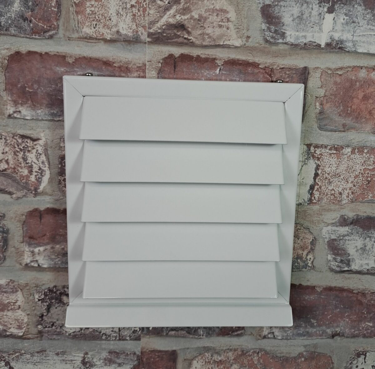 Wetterschutzgitter aus Edelstahl mit festen Lamellen für Zu- und Abluft Ø100, 125, 150